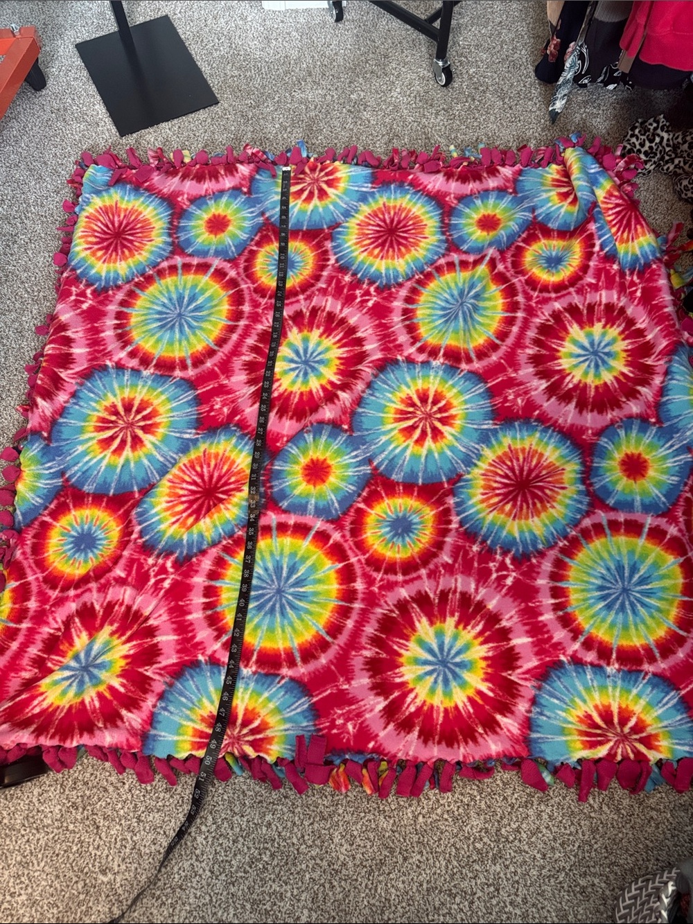 Vibrant Tie-Dye Fleece Blanket - Red Multi